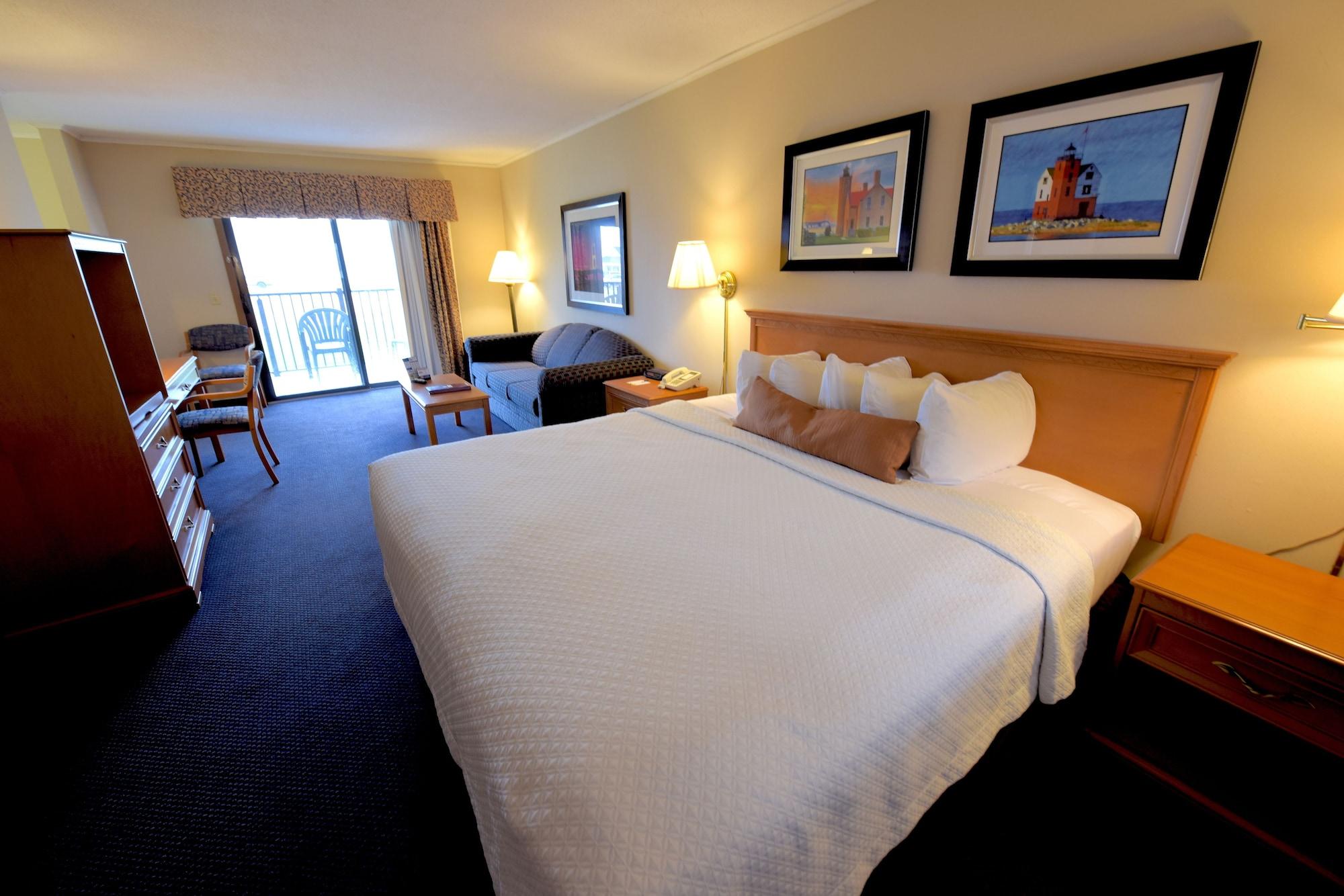 Days Inn By Wyndham Mackinaw City - Lakeview Buitenkant foto