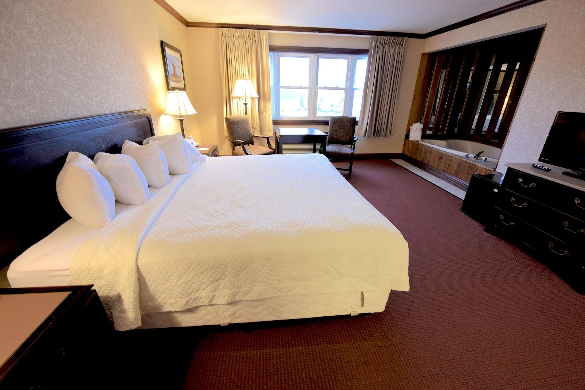 Days Inn By Wyndham Mackinaw City - Lakeview Buitenkant foto